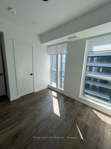 For Lease - 327 King Street Unit# 3204, Toronto, Ontario - Photo 2