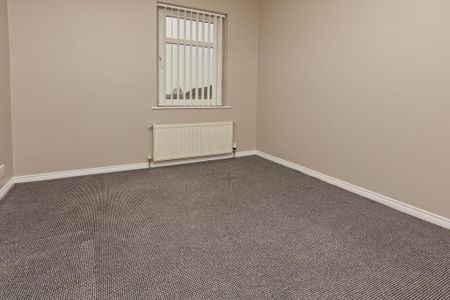 102 Willowbrook Park, Bangor, BT19 7FZ - Photo 2