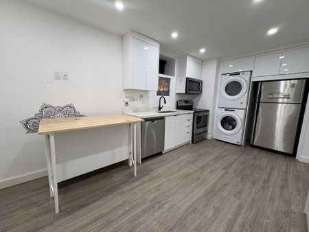 For Lease - 222 Wychwood Avenue Unit# Lower, Toronto, Ontario - Photo 4
