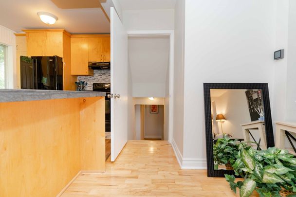 For Lease - 24 Gentry Crescent Unit# Unit B, Richmond Hill, Ontario - Photo 1