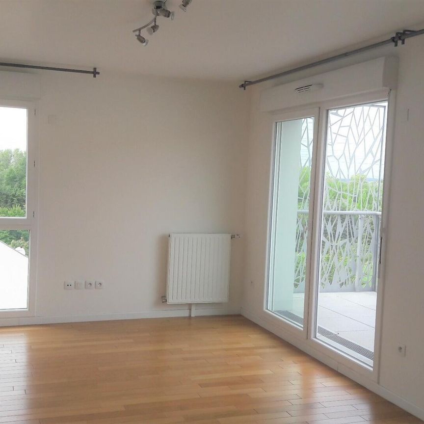 location Appartement T2 DE 46.58m² À CERGY - Photo 1