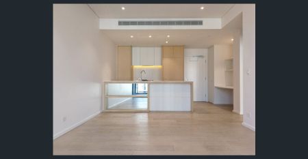 Spacious One-Bedroom Apartment with Parking in Heart of Darling Quarter! - Photo 5