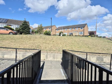 Claremount Road, Halifax - Photo 2