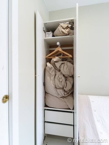 Logement à Paris, Location meublée - Photo 4