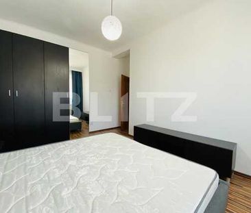 Apartament de 3 camere, 95 mp, curte privata, parcare, zona Blvd. 1 Decembrie 1918 - Photo 4