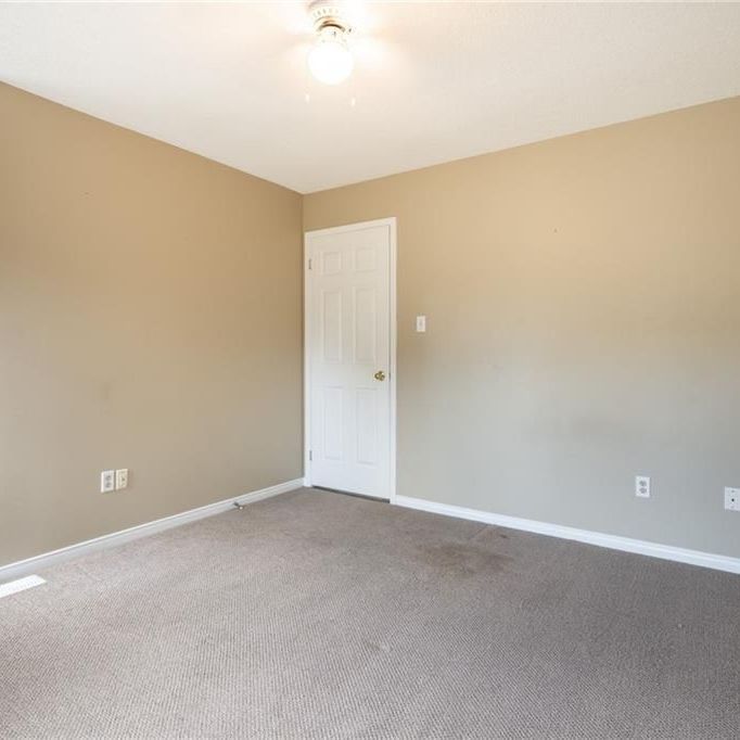 For Lease - 266 LIMERIDGE Road Unit# 1, Hamilton, Ontario - Photo 1