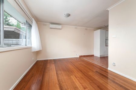 Stylish & Modern 2-Bedroom Unit in Prime Location - Photo 2