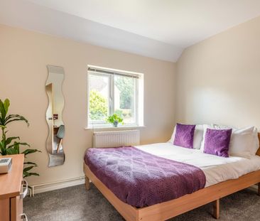 5 Bed Semi-Detached House, Colbourne Avenue, BN2 - Photo 4