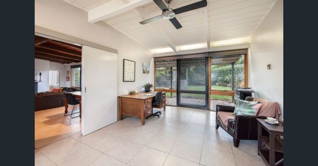 Beautiful Family Home With Pool! - Photo 1