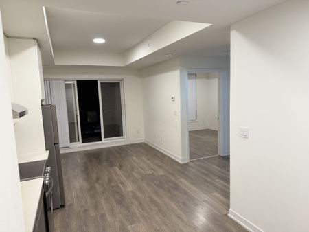 For Lease - 160 Canon Jackson Drive Unit# 305, Toronto, Ontario - Photo 2