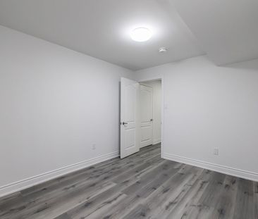 For Lease - 1 Huron Lane, Bradford West Gwillimbury, Ontario - Photo 1