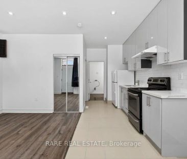 488 Oakwood Avenue #Front Unit - Photo 6