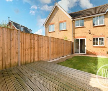 Abbeydale, Carlton Colville, NR33 - Photo 1