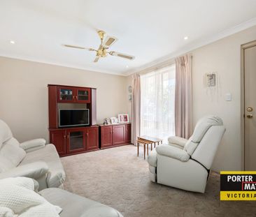 Villa in a Prime Location! - Photo 1