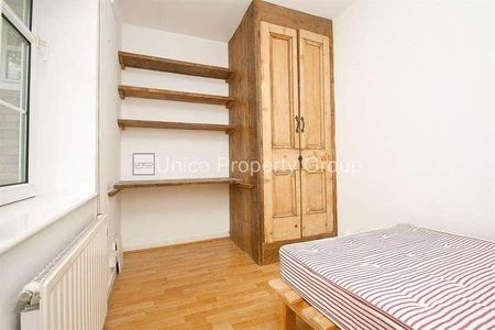 Cambridge Court, Cambridge Heath Road, London, E2 - Photo 4