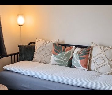 1 Bed Flat, Westbury Road, LE2 - Photo 3