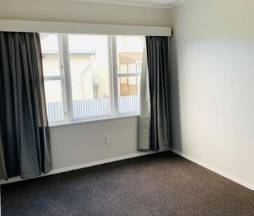 Two-bedroom cutie on Kawakawa - Photo 1