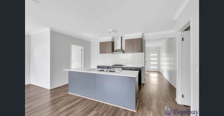 Beautiful Family Home - Photo 2