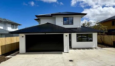 Stunning Brand New 5-Bedroom Home in Otahuhu, Auckland - Photo 5