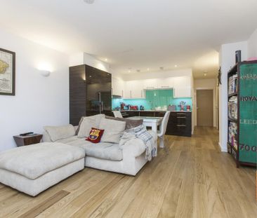 2 bedroom apartment to rent - Photo 2