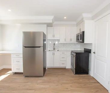 81 Empire Street - 13 — Bachelor - Photo 2