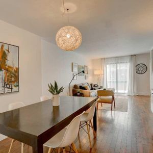 Magnifique 5½ meublé • 3 chambres • Centre-ville • Tout inclus - Photo 2
