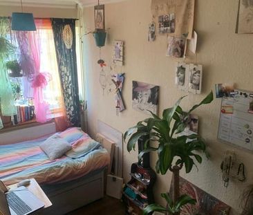 Room in a Shared Flat, Royston Gardens, IG1 - Photo 3