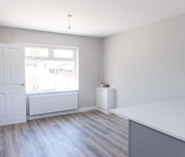 1a Leven Crescent, Belfast, BT5 7DZ - Photo 3