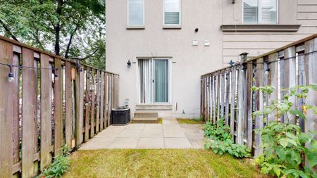 For Lease - 21 David Dunlap Circle, Toronto, Ontario - Photo 5