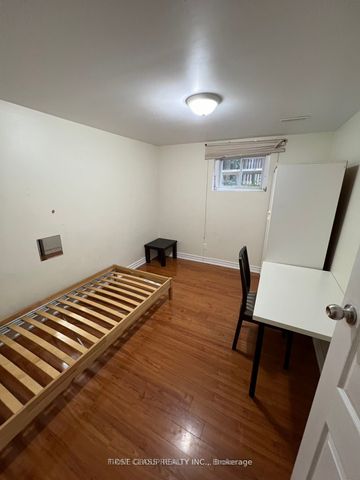 For Lease - 225 Kingslake Road Unit# Main & Basement, Toronto, Ontario - Photo 4