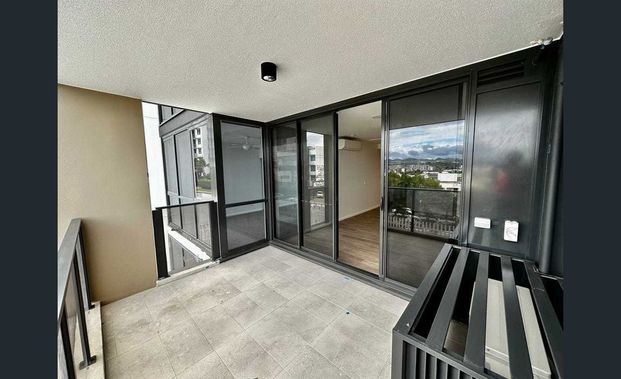 Varsity Lakes Living at Its Finest: 2-Bedroom Apartment in the Heart of It All - Photo 1