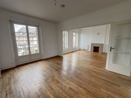 Location Appartement 3 pièces 82m² ABBEVILLE 80100 - Photo 2