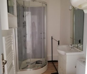 Location Appartement 1 pièce 27m² NOGENT LE ROI 28210 - Photo 2