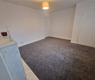Woodsome Estate, Batley, WF17 - Photo 6