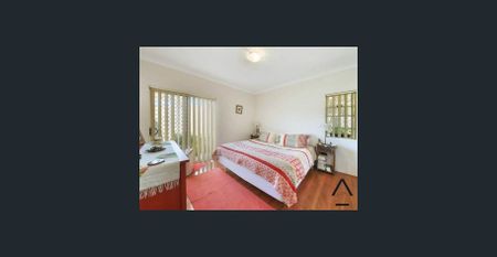 Stylish 2 Bedroom Apartment - Your Perfect Urban Retreat Awaits! - Photo 5