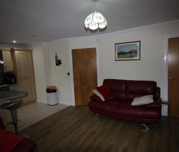 3 bedroom duplex to rent - Photo 2