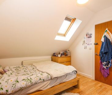 5 bed Semi-Detached House for Rent - Photo 5