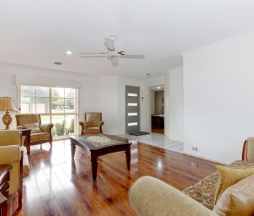 12 Prentice Court, ROXBURGH PARK - Photo 1