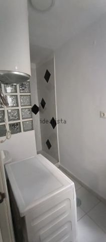 Alquiler de piso en Calle Alonso de Palencia - Photo 2