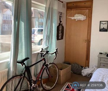 5 bedroom semi-detached house to rent - Photo 4