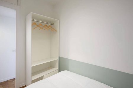 3 room luxury Flat for rent in Barcelona, Spain - Photo 2