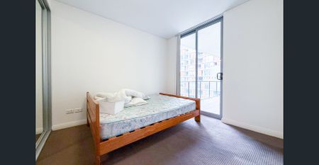 2 Bedroom 2 Bathroom and 2 Parking apartment in Mascot - Photo 2