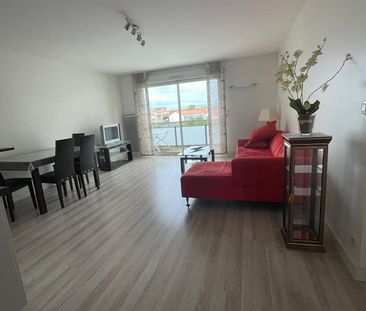 Location Appartement 3 pièces 62m² LA ROCHELLE 17000 - Photo 1