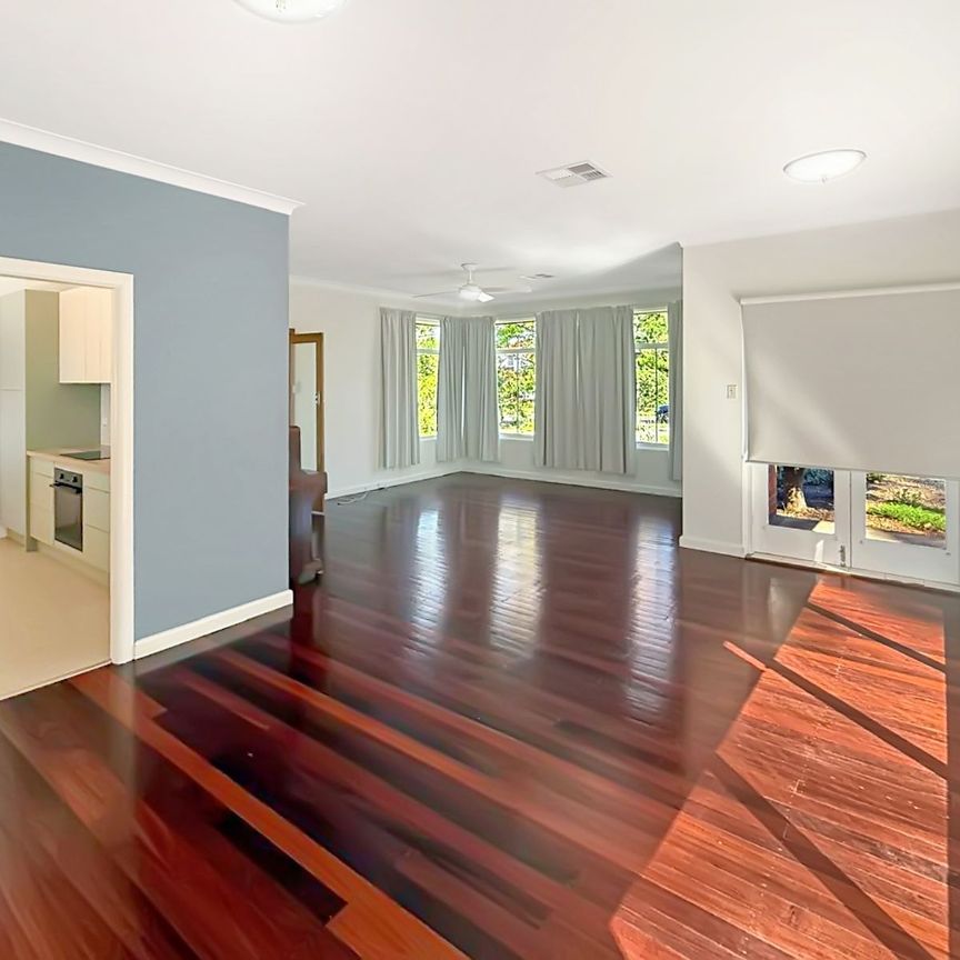 30 Vaughan Ave, Pennant Hills NSW 2120 - House For Rent | Domain - Photo 1