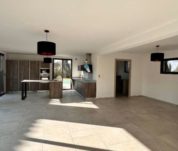 EGUILLES - Villa récente de 175m² avec piscine - Photo 5