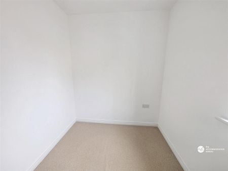 4 bedroom detached house to rent - Photo 5