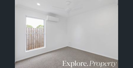 Stunning Duplex in Miraflores Estate! - Photo 4