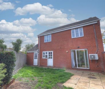 3 bedroom detached house to rent - Photo 1