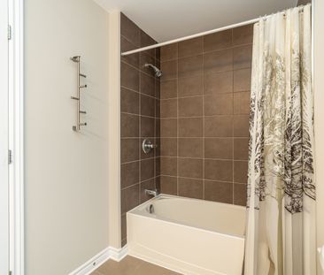 For Lease - 3545 Woodroffe Avenue, Barrhaven, Ontario - Photo 4