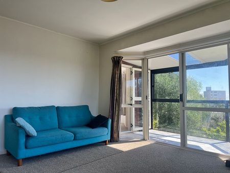 *PRICE DROP* 2bedroom unit with balcony +SEA VIEW - Photo 5